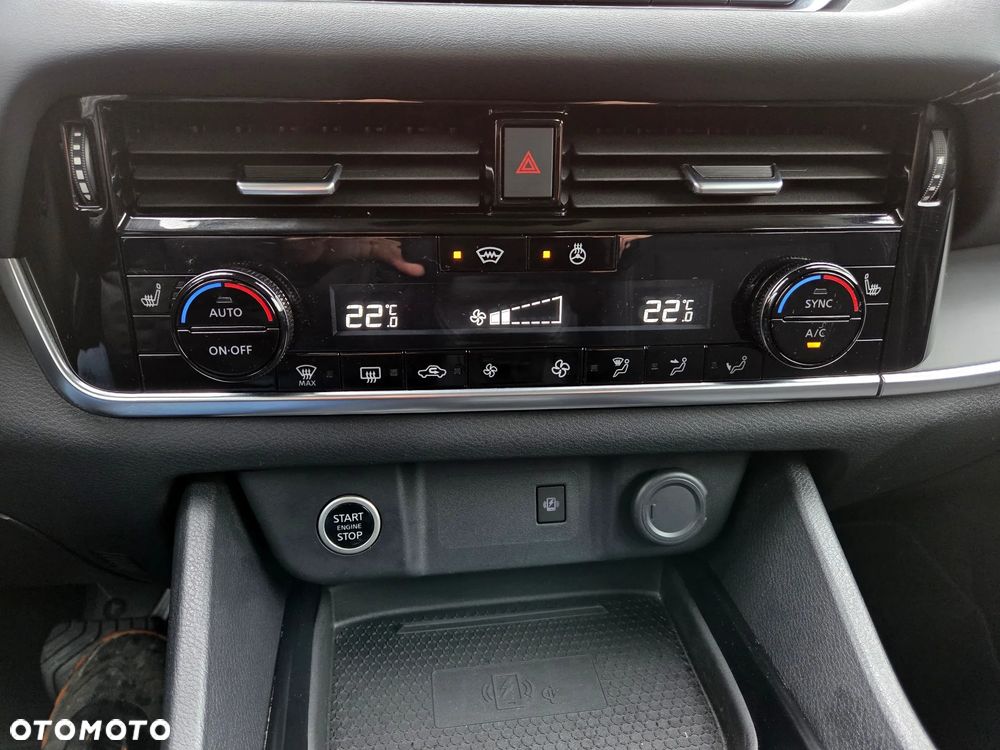 Nissan Qashqai 1.3 DIG-T MHEV Xtronic Acenta - 17