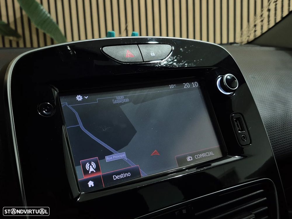 Renault Clio 0.9 TCE Limited - 18