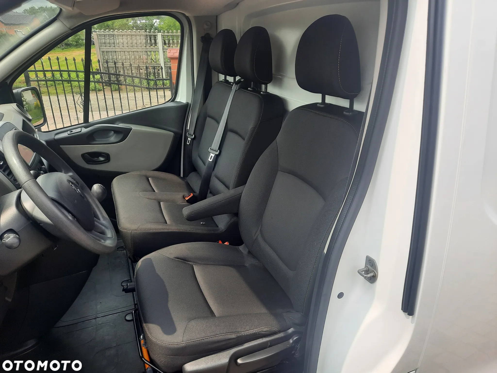 Renault Trafic L2 Długi - 15