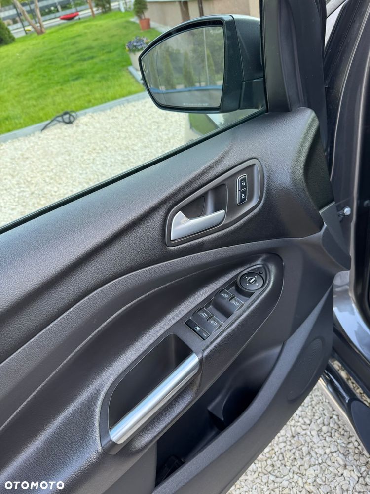Ford Kuga 2.0 TDCi 4WD Titanium - 11