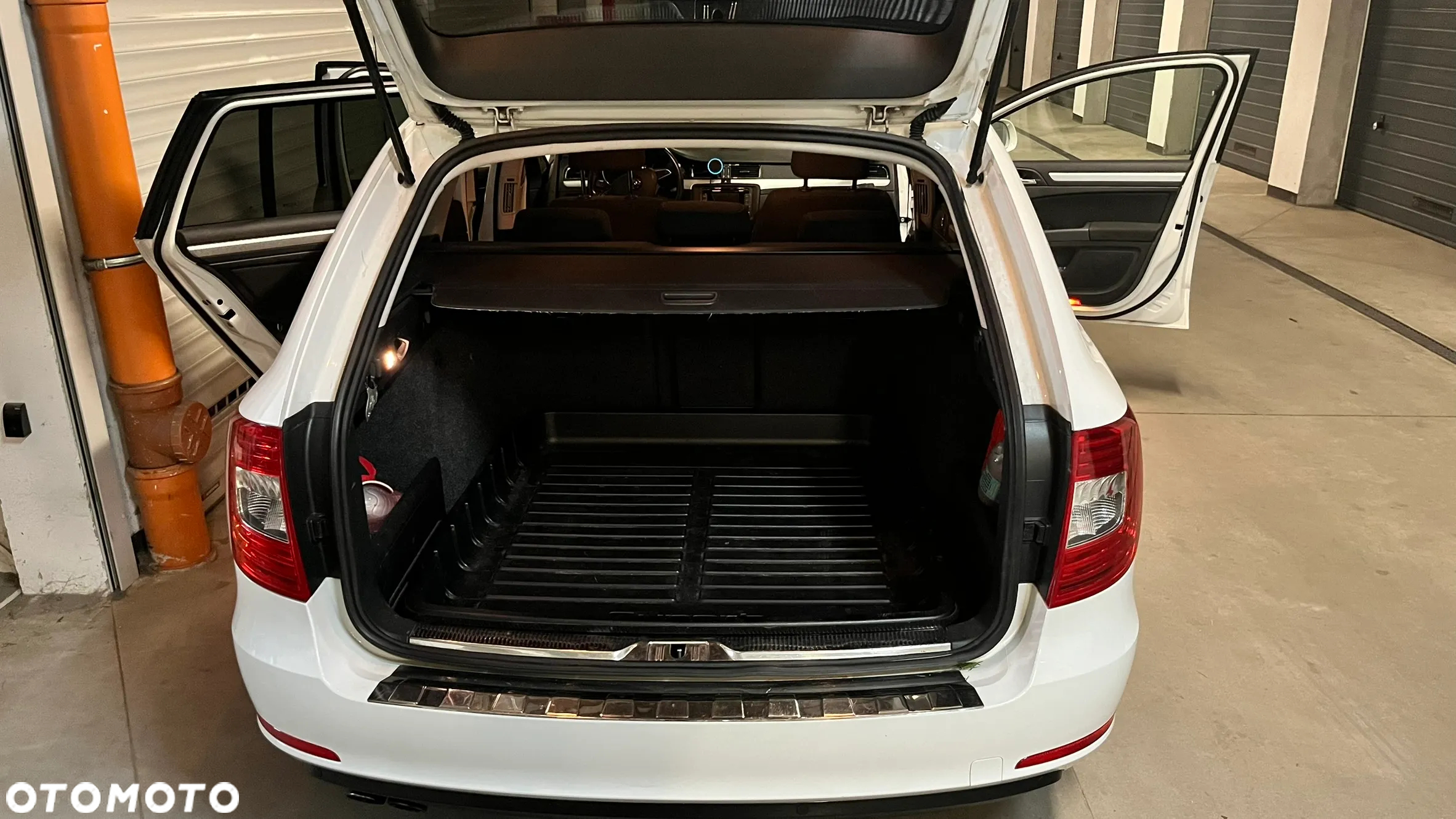 Skoda Superb 2.0 TDI Ambition DSG - 15