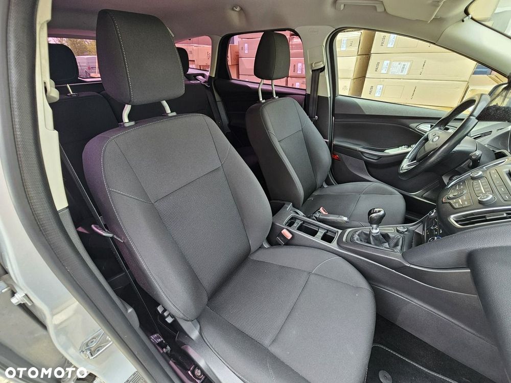Ford Focus - 12
