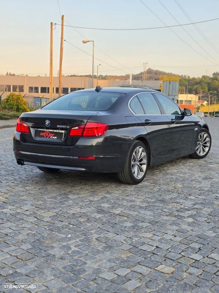 BMW 520 d Line Luxury Auto - 4