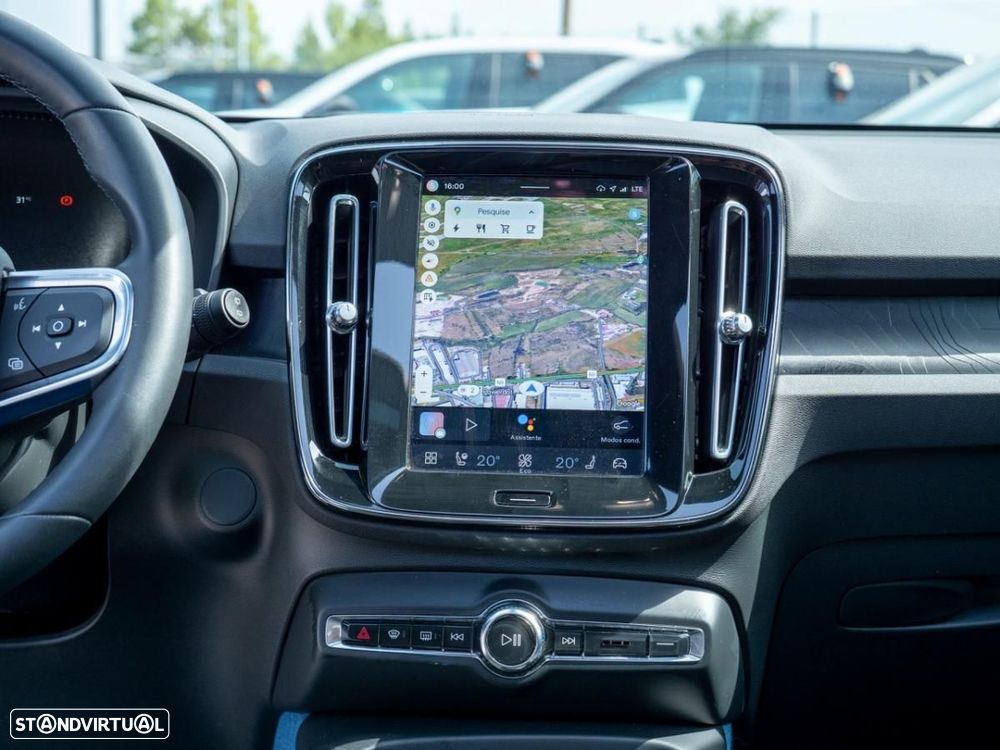 Volvo XC 40 Recharge Ultimate — fotografia 33
