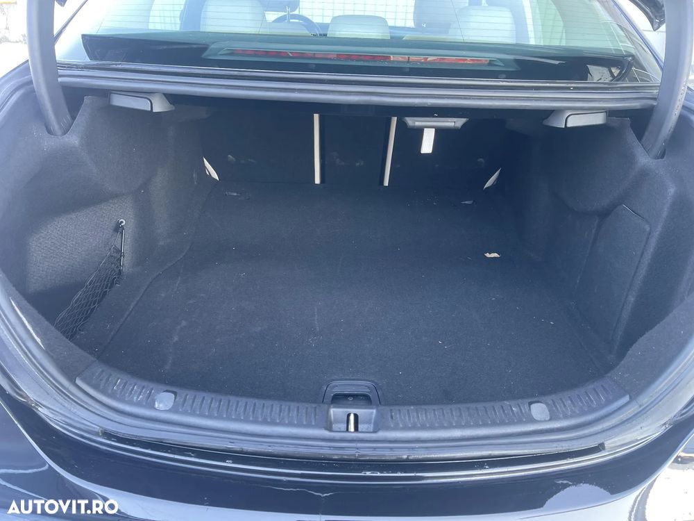 Mercedes-Benz E 200 9G-TRONIC - 22