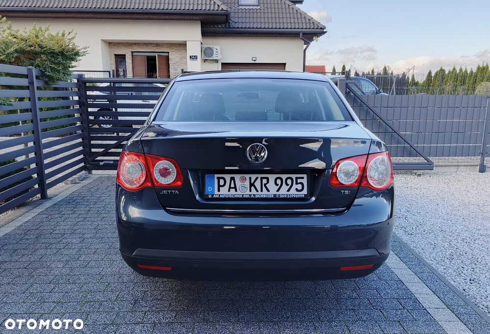 Volkswagen Jetta 1.4 TSI Comfortline - 10