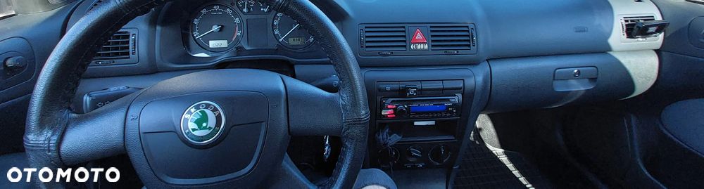 Skoda Octavia 1.6 Tour - 4