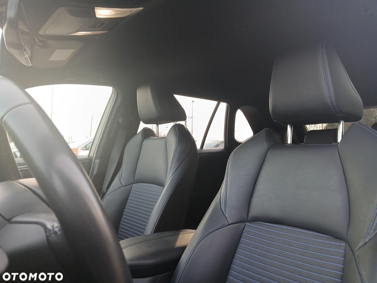 Toyota RAV4 - 10