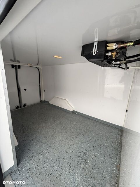 Peugeot expert L3 Izoterma Vat do odliczenia - 4