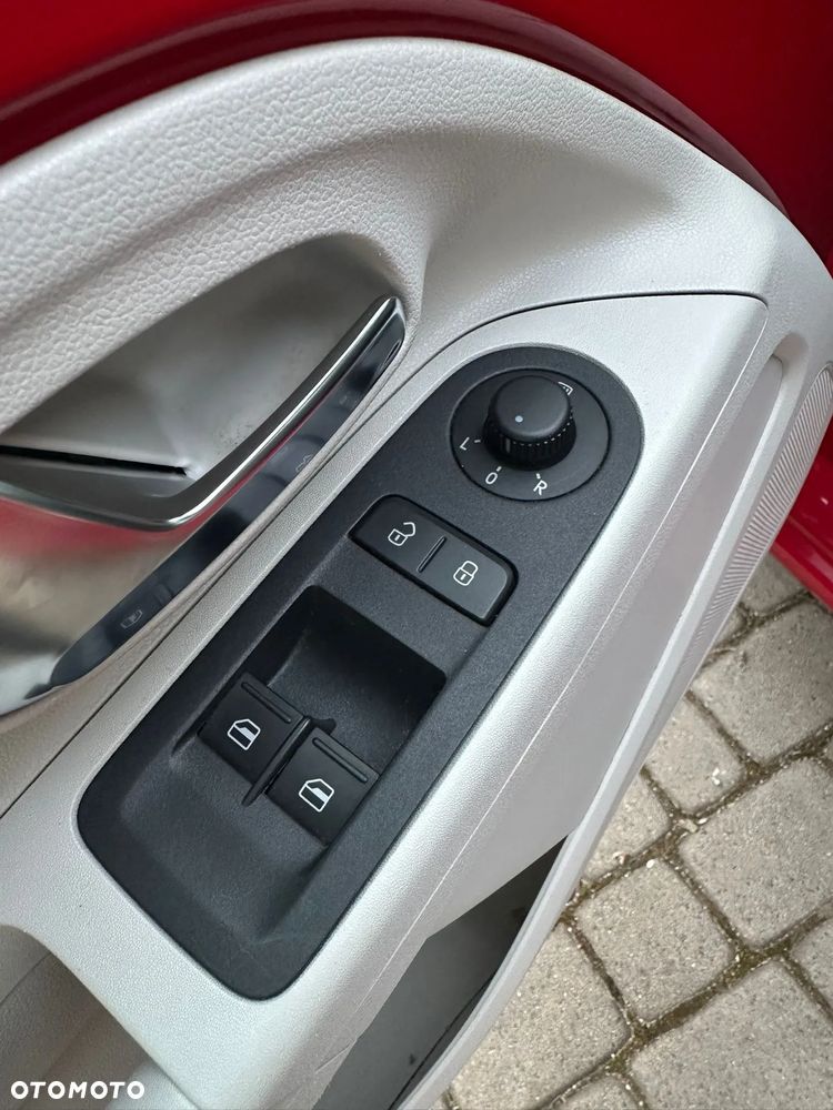 Volkswagen up! 1.0 move CityLine - 10