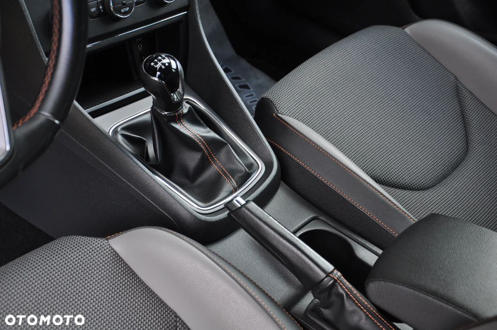 Seat Leon Sportstourer 1.6 TDI Start&Stop X-Perience - 17