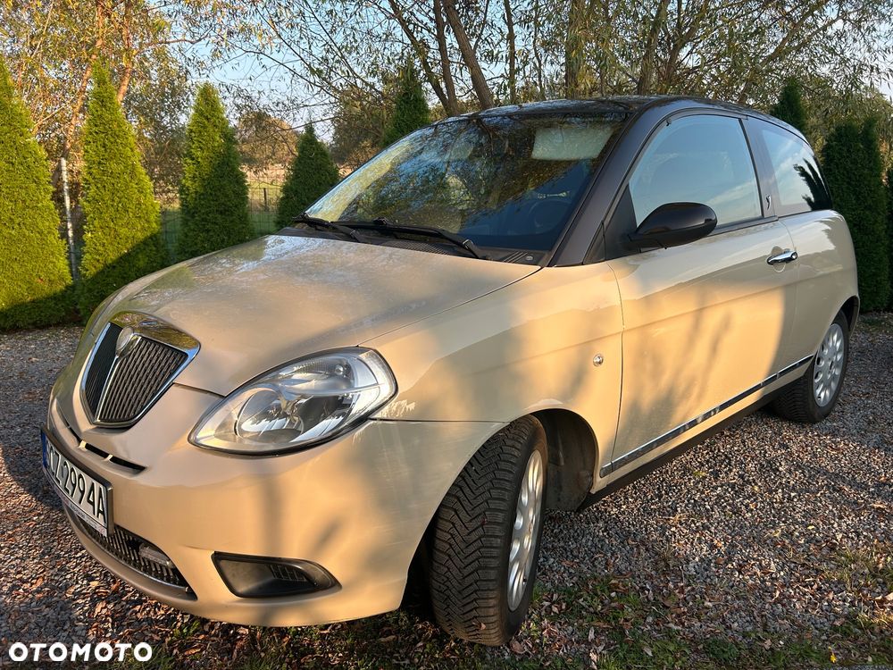 Lancia Ypsilon 1.4 16V Elegante BiColore - 2