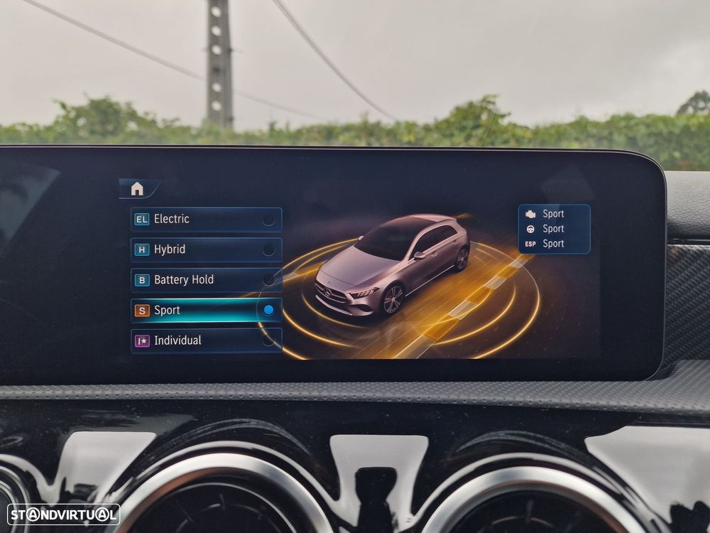 Mercedes-Benz A 250 e Style Plus - 40