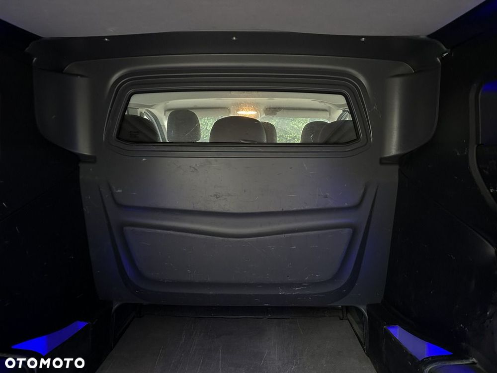 Opel Vivaro - 30