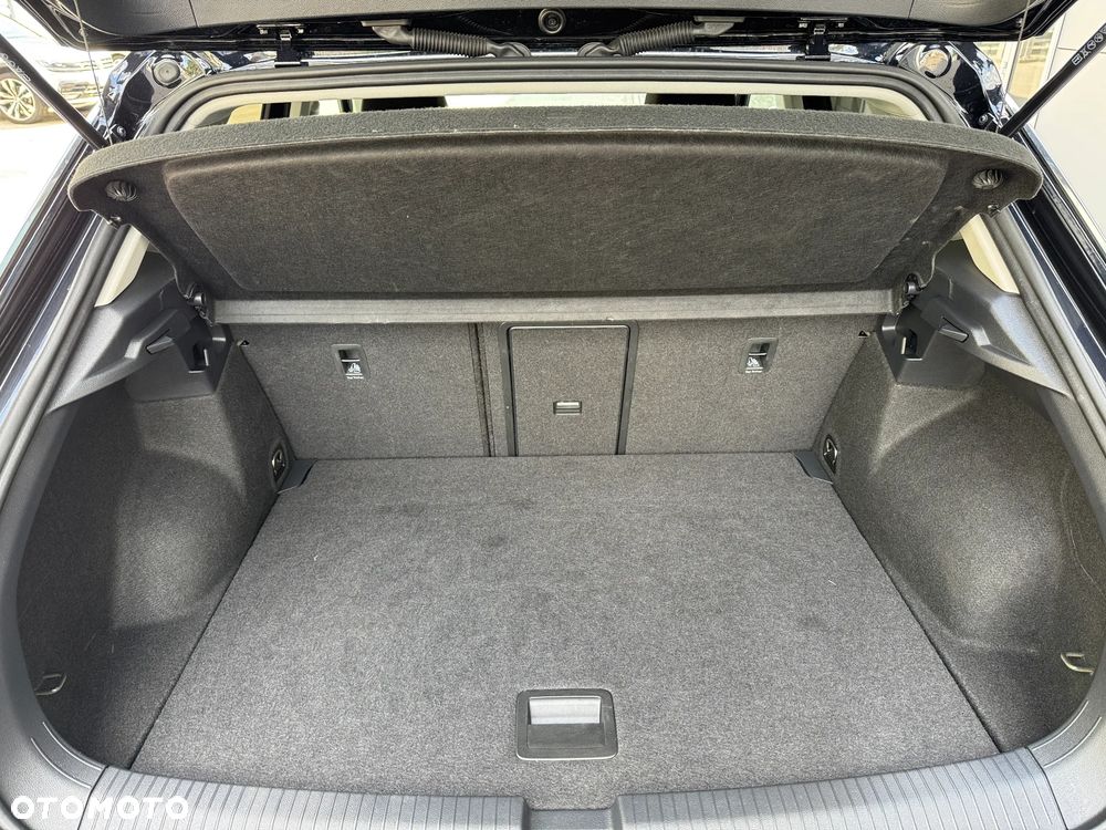 Volkswagen T-Roc 1.5 TSI Life - 14