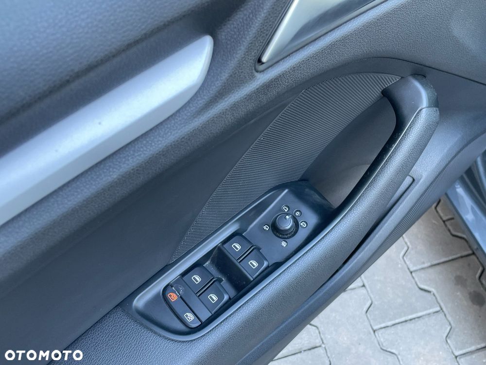 Audi A3 Limousine 1.6 TDI design - 22