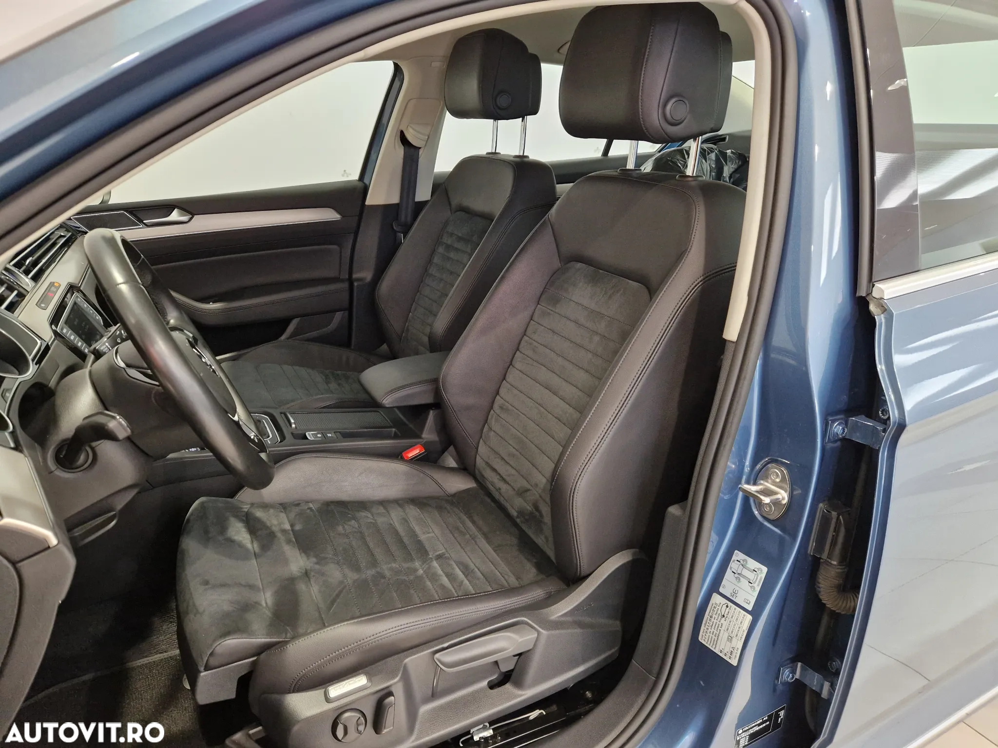 Volkswagen Passat 1.8 TSI Highline - 11
