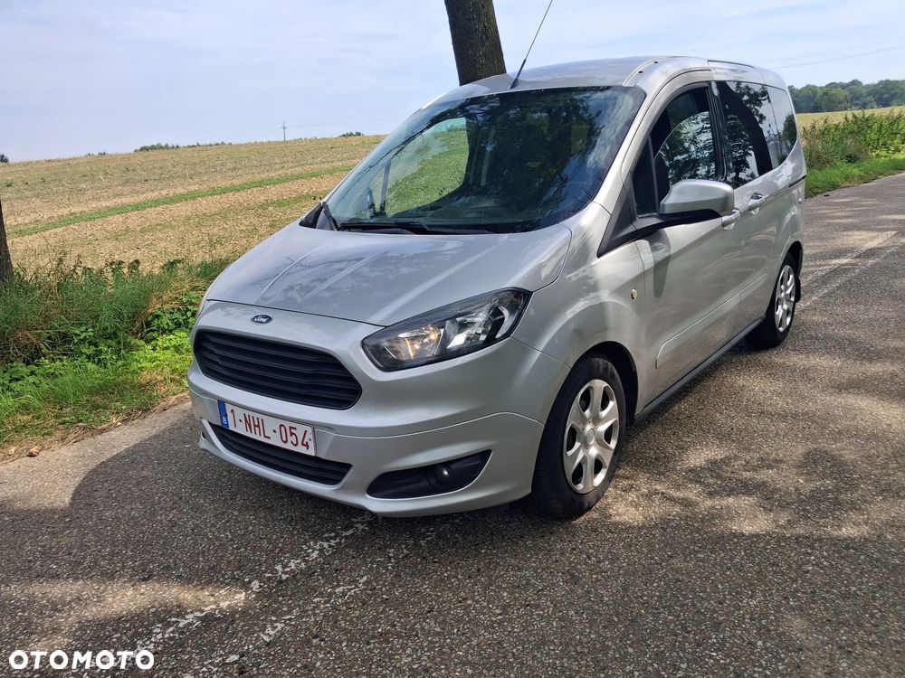 Ford Tourneo Courier 1.0 EcoBoost Ambiente - 5
