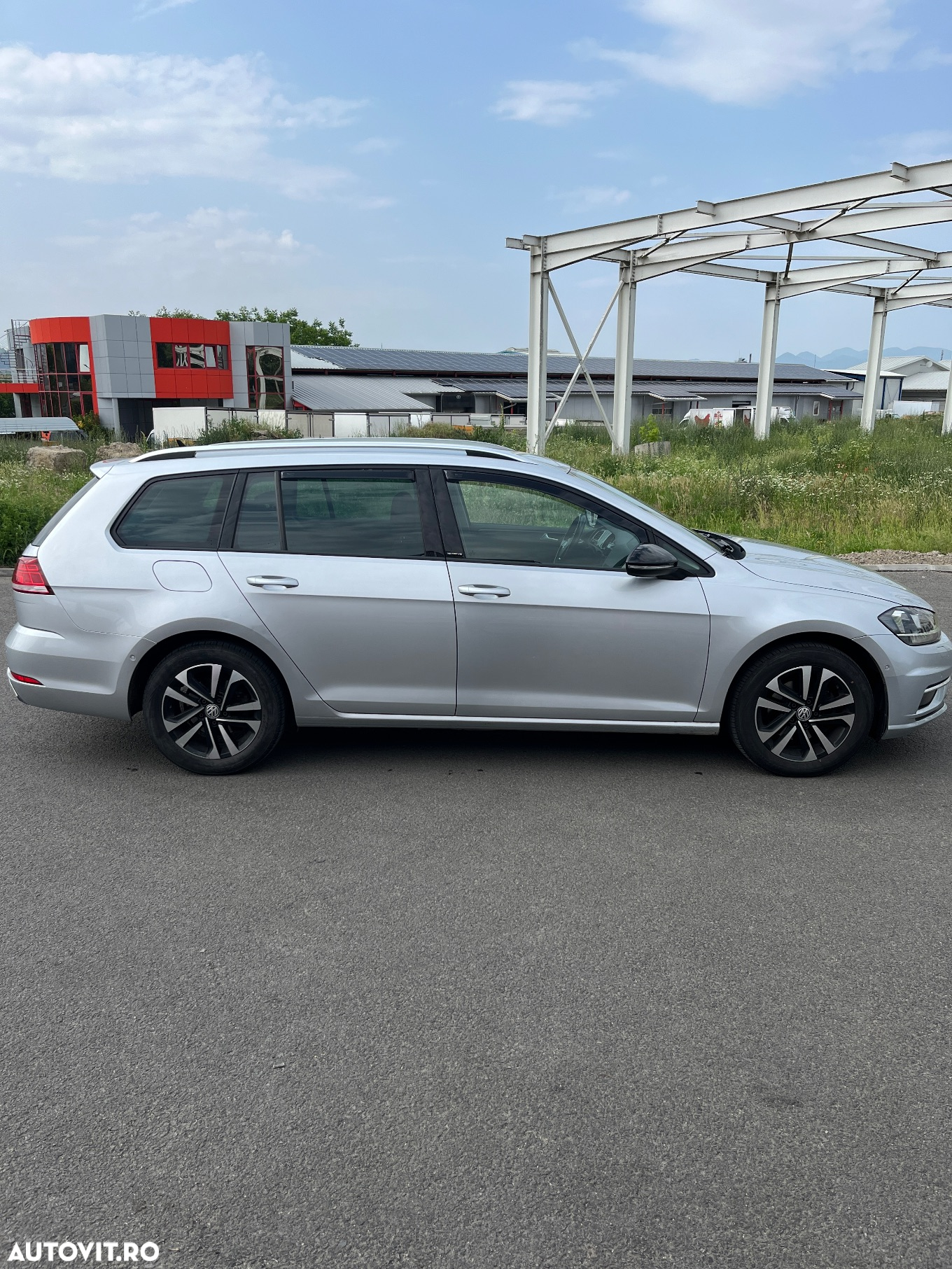 Volkswagen Golf 2.0 TDI DSG Highline - 4