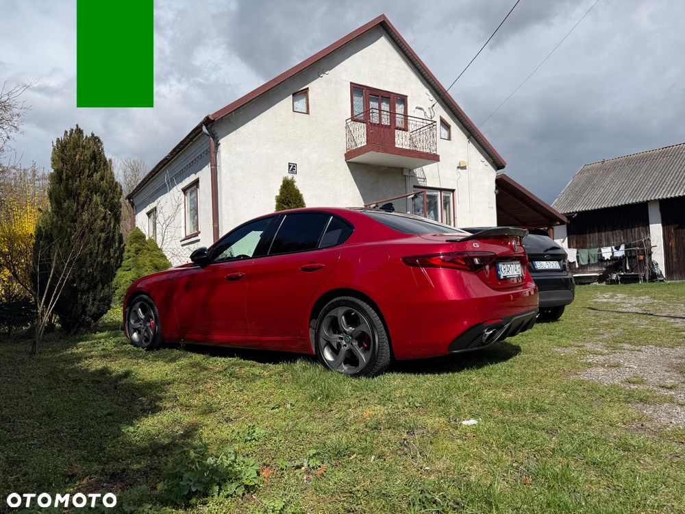 Alfa Romeo Giulia 2.0 Turbo 16V AT8-Q4 Veloce Ti - 19