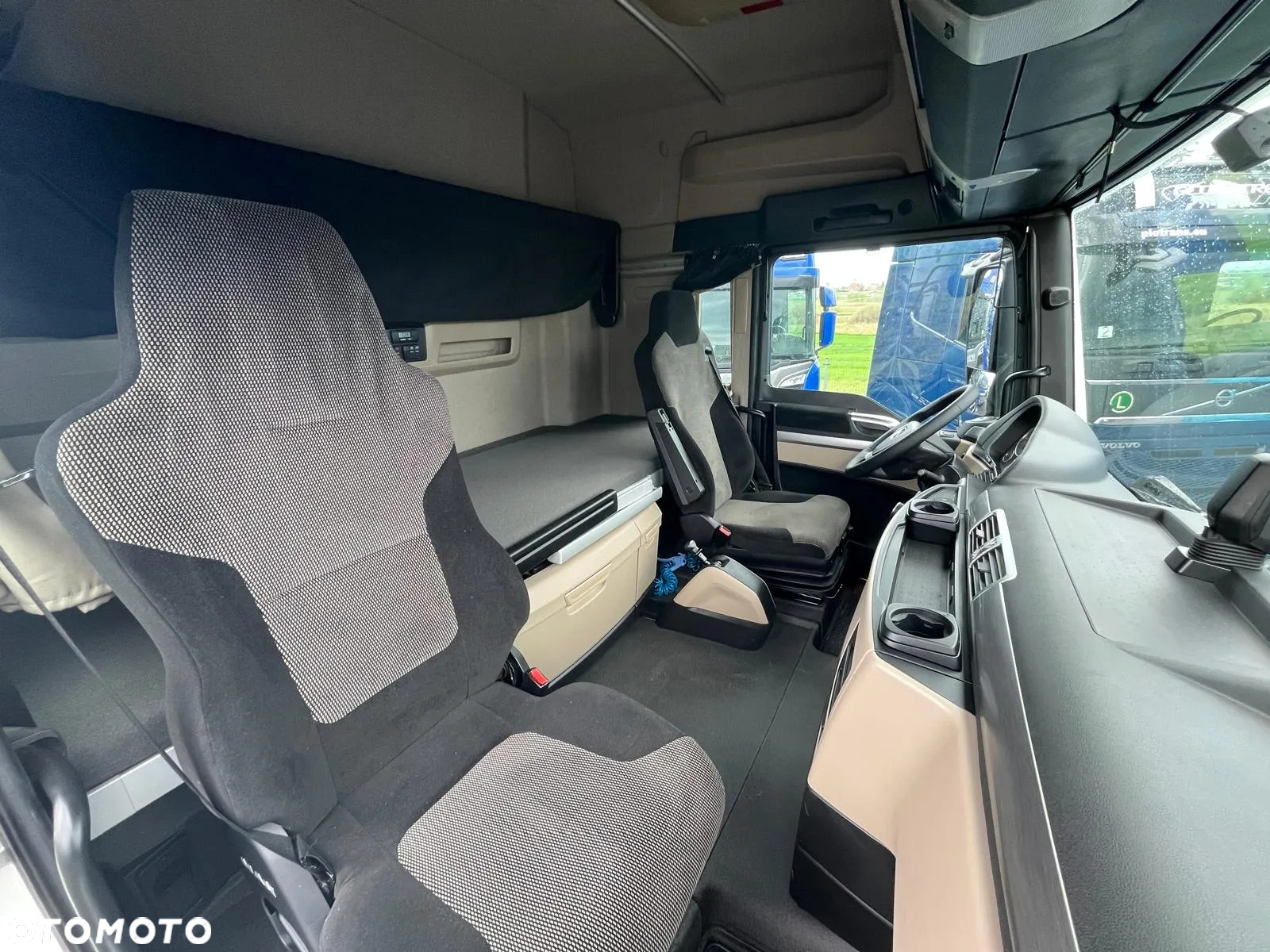 MAN TGX 18.460 / FULL ADR / RETARDER / NISKI PRZEBIEG / SPROWADZONY - 21