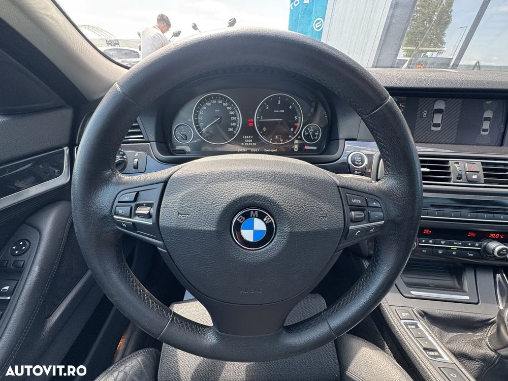 BMW Seria 5 520d BluePerformance - 23