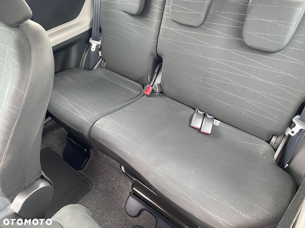 Toyota Yaris - 28