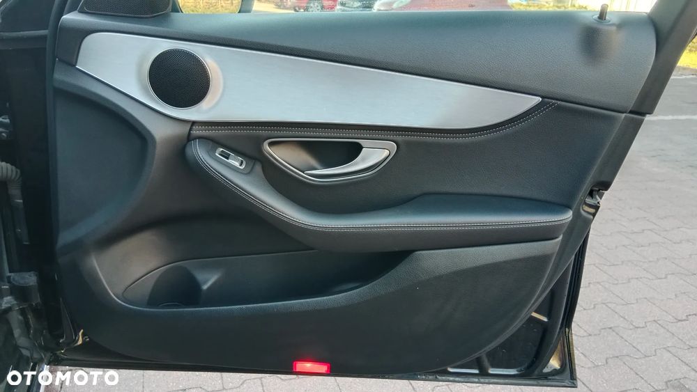 Mercedes-Benz Klasa C 200 (BlueTEC) d Avantgarde - 19