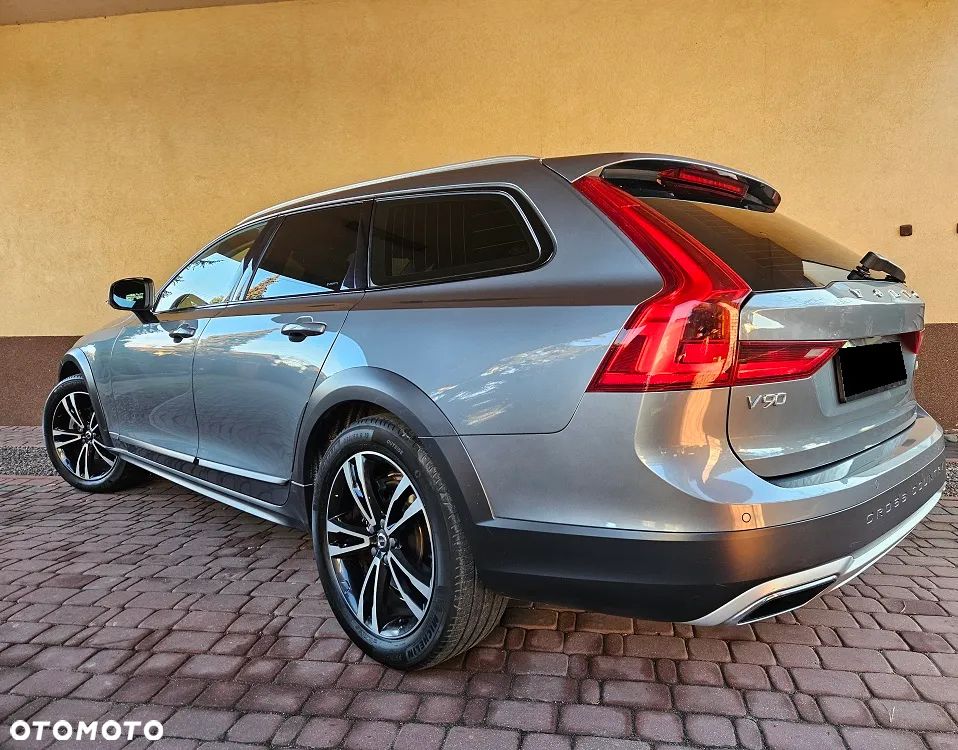 Volvo V90 Cross Country D4 AWD Geartronic Pro - 6