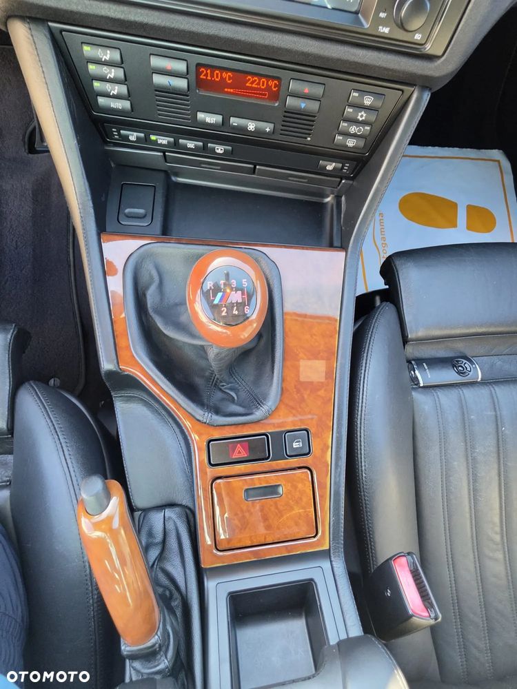 BMW M5 Standard - 23
