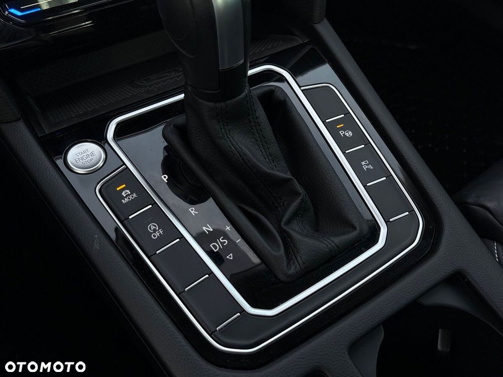 Volkswagen Passat 1.5 TSI EVO Elegance DSG - 14