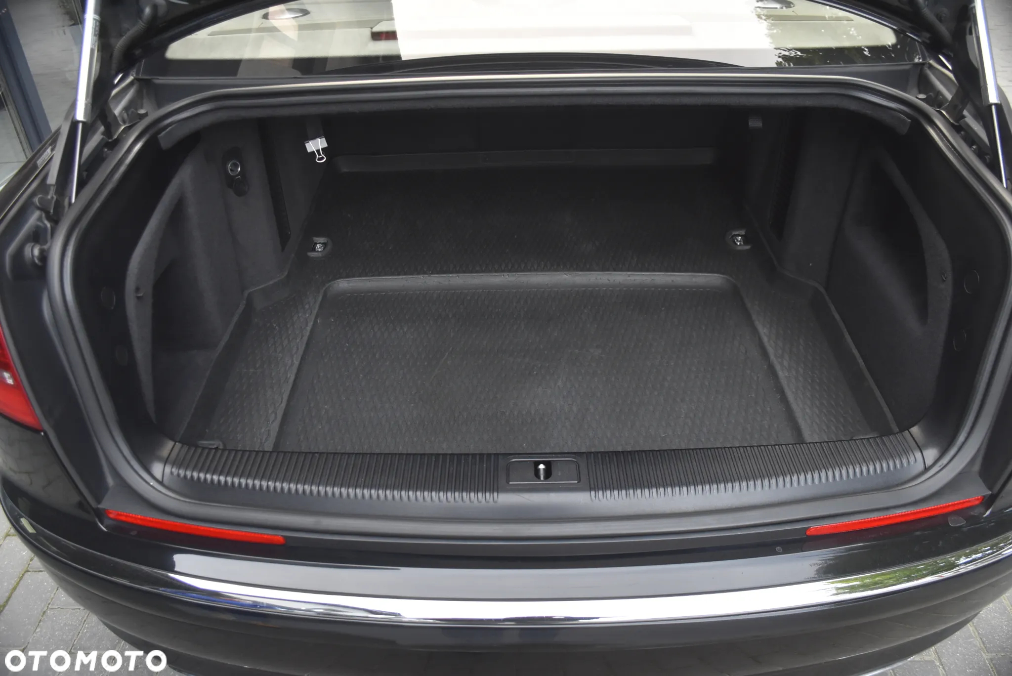 Audi A8 6.0 quattro Langversion - 32