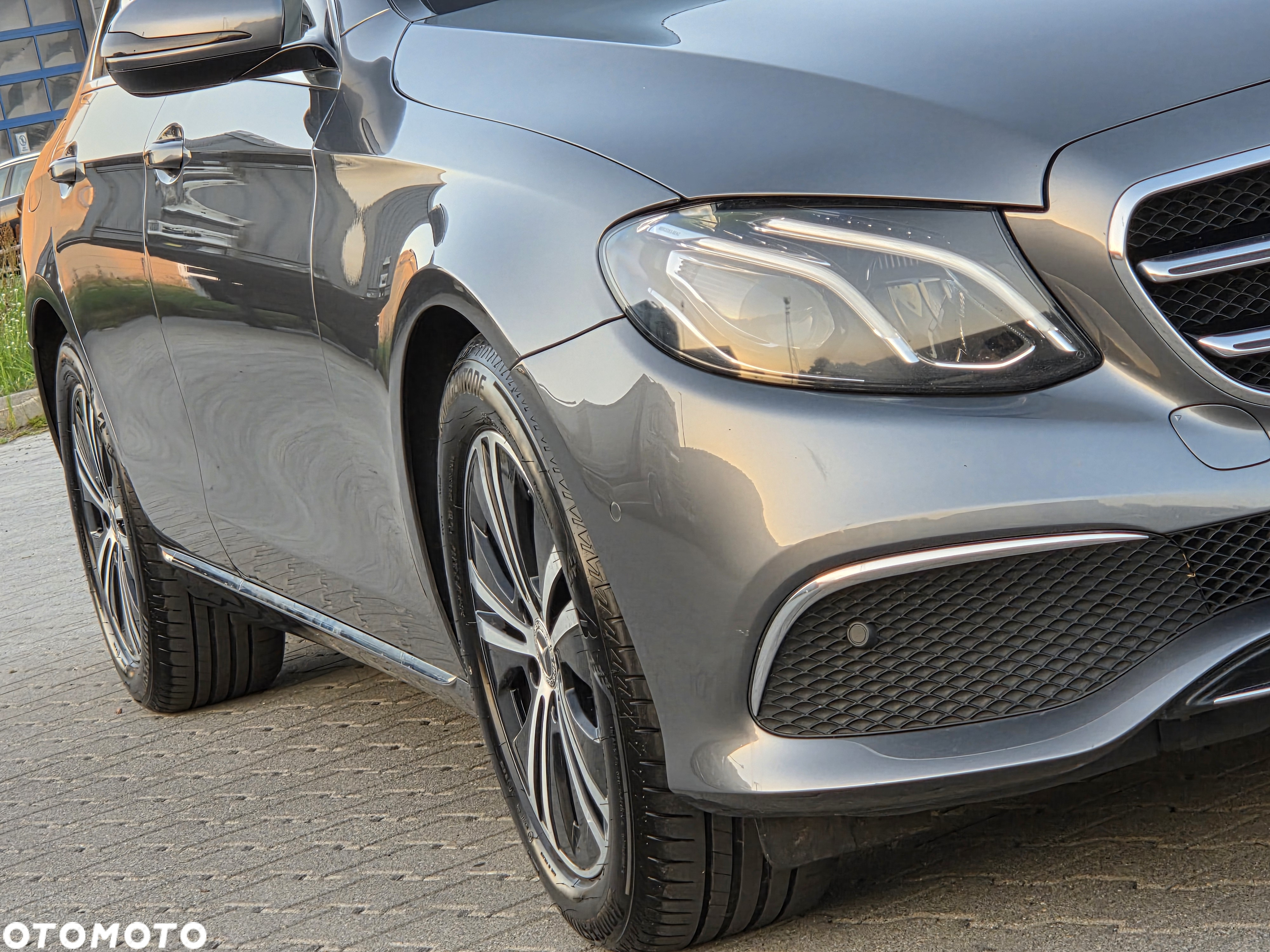Mercedes-Benz Klasa E 220 d T 9G-TRONIC Exclusive - 10