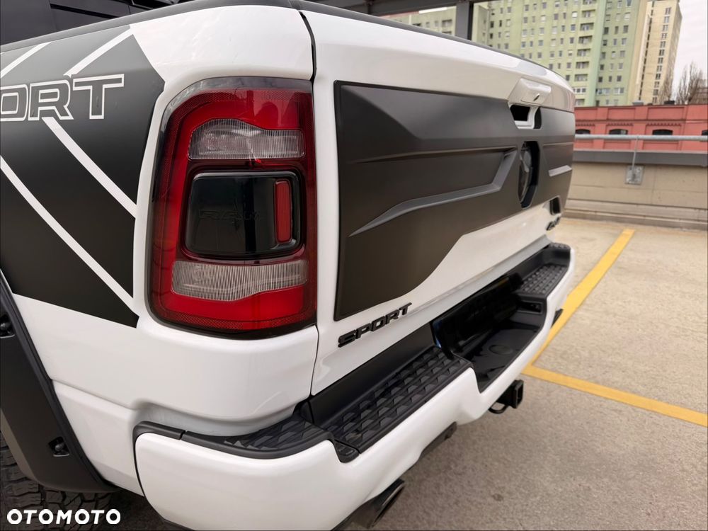 Dodge RAM - 14