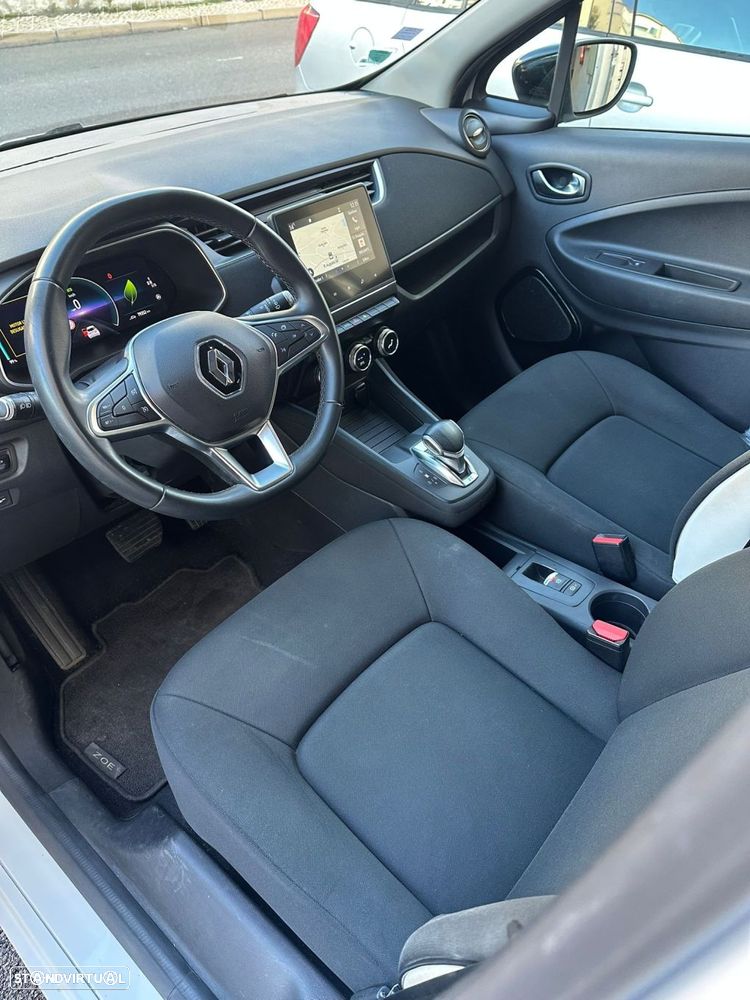 Renault Zoe - 8