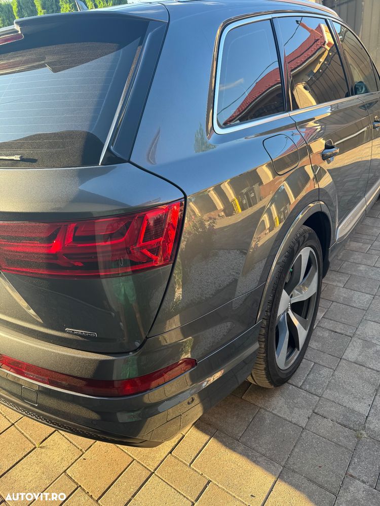 Audi Q7 - 6