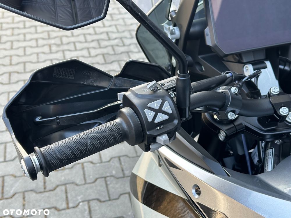 KTM Super Adventure - 26