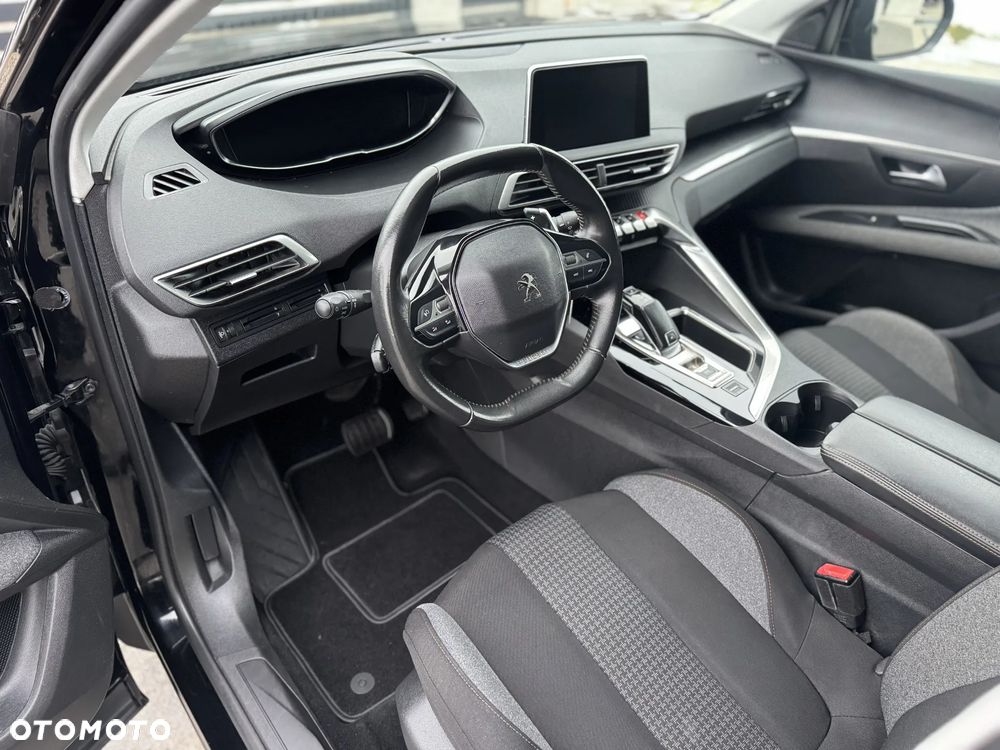 Peugeot 5008 BlueHDi 130 EAT8 Allure - 17