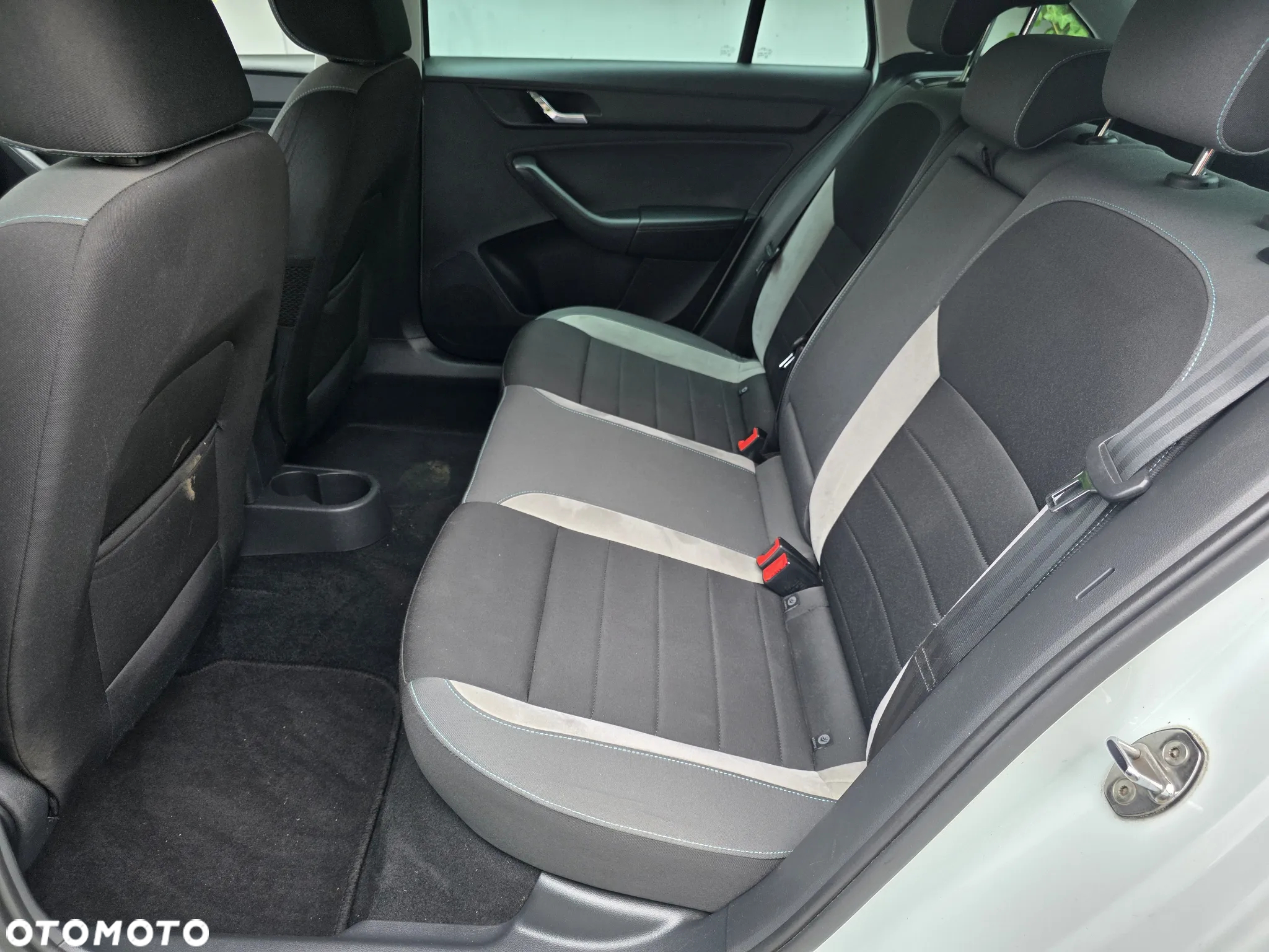 Skoda RAPID Spb 1.4 TDI DPF Emotion Plus - 10