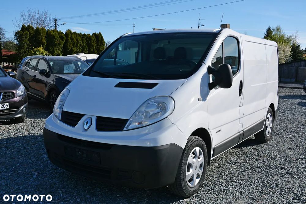 Renault Trafic - 2