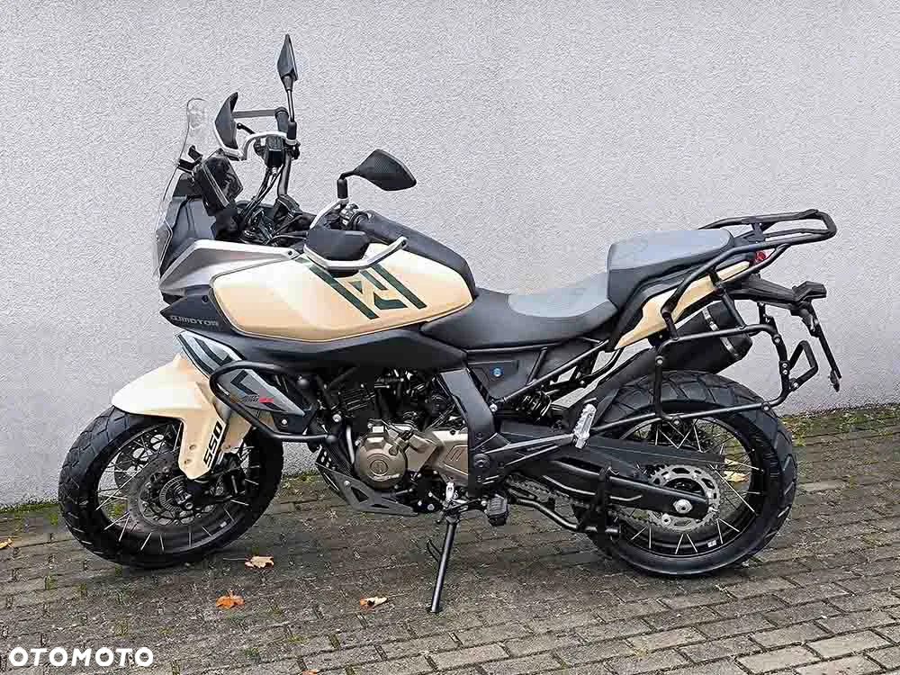 QJMOTOR SRT 600SX - 17