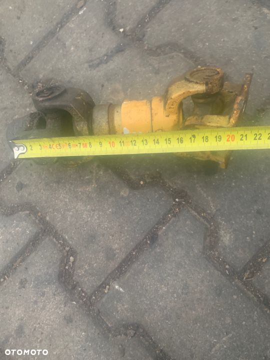 Wał napędzający pompę hydrauliczną JCB 3CX - 2