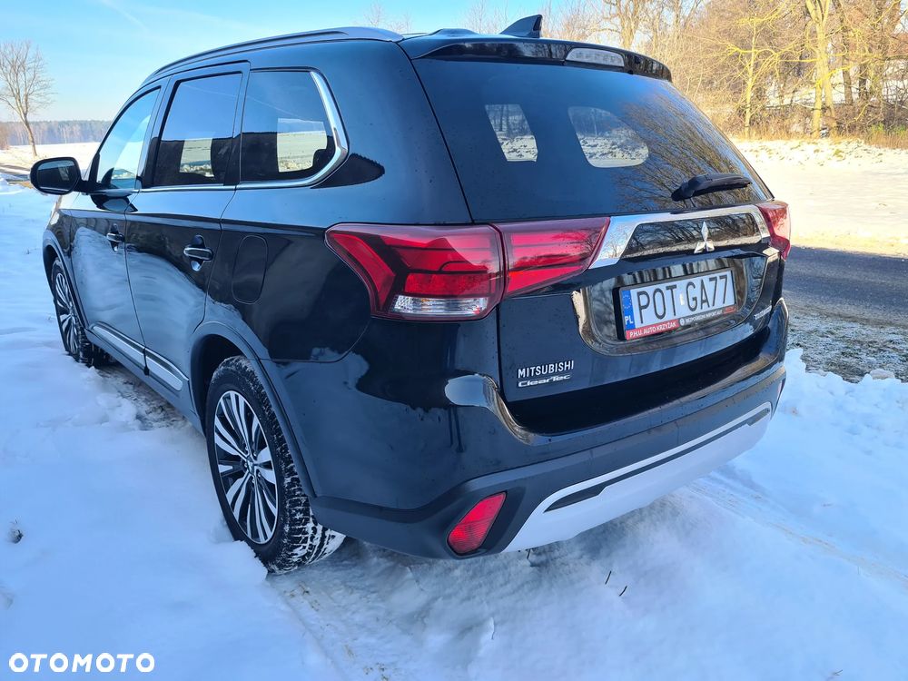 Mitsubishi Outlander 2.0 Intense 2WD CVT - 3