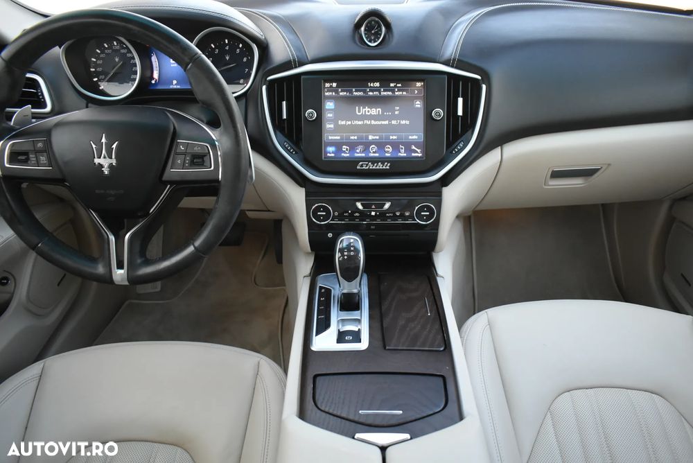 Maserati Ghibli Automatik - 18