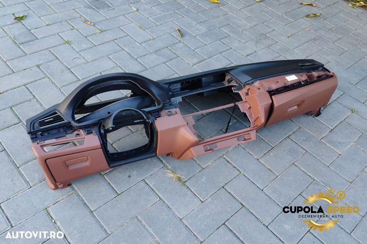Plansa bord cu HUD (de europa) BMW Seria 5 F10 [2009 - 2013] - 2