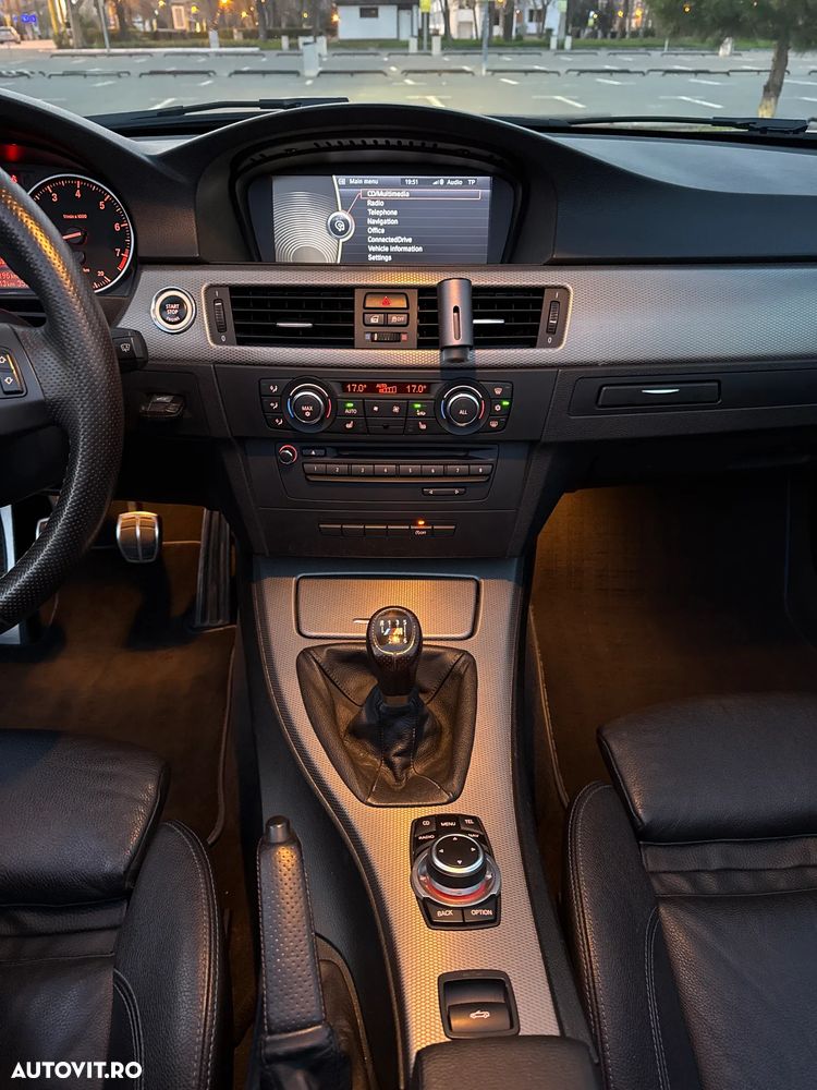 BMW Seria 3 - 35