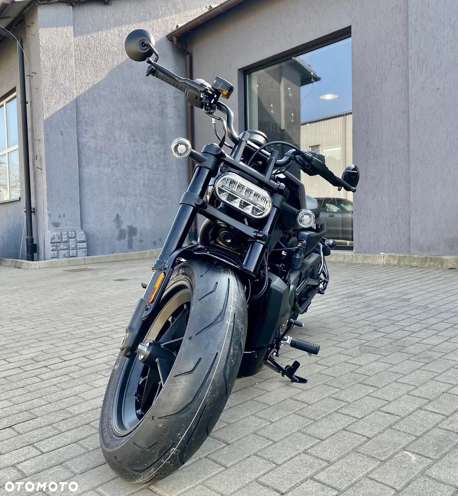 Harley-Davidson Sportster - 3