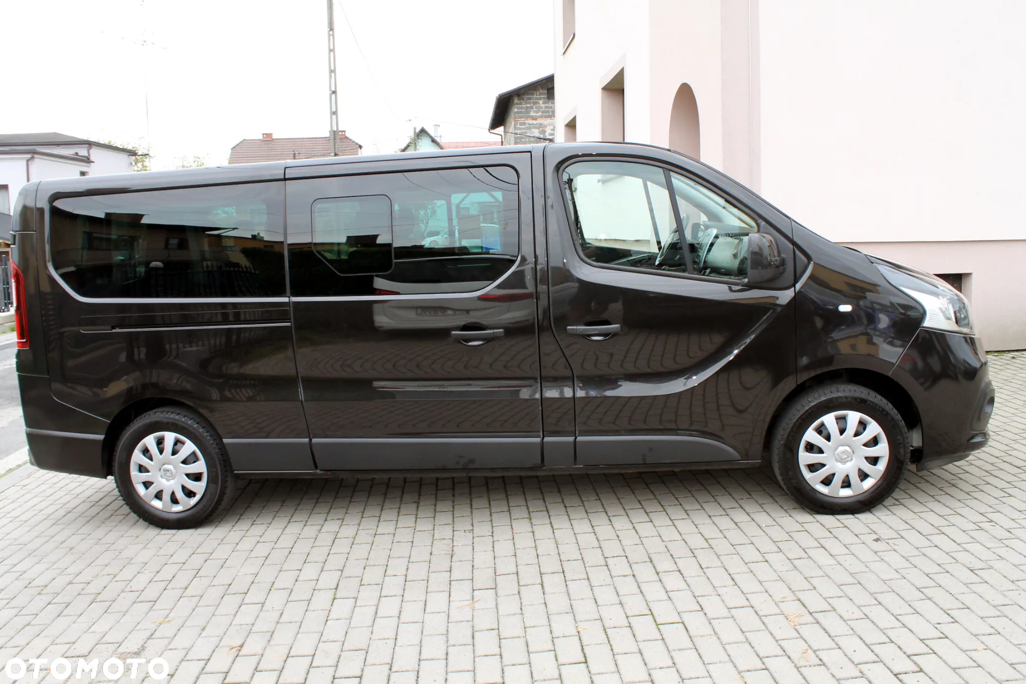 Renault Trafic 1.6 dCi 120 Grand Combi Authentique - 6