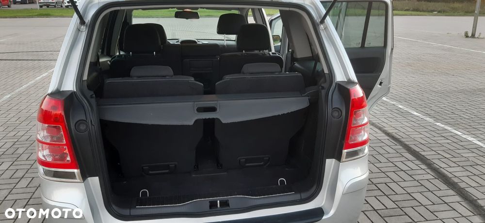 Opel Zafira - 21