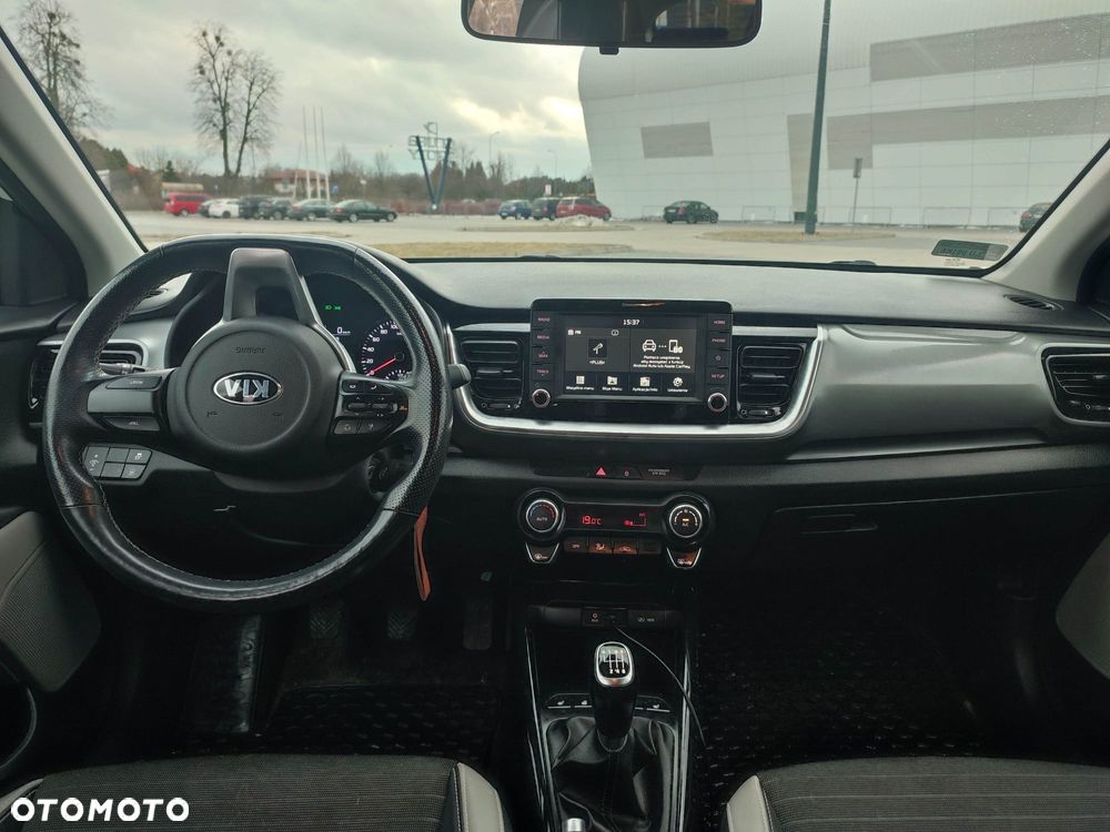 Kia Stonic 1.4 L - 12